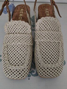 Aerosols Santina heeled clogs